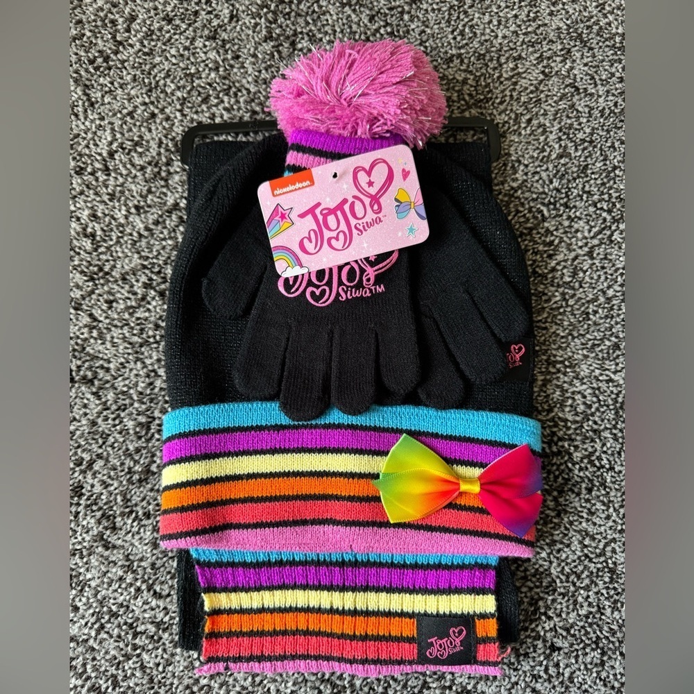 JoJo Siwa scarf,hat,glove set, NEW
